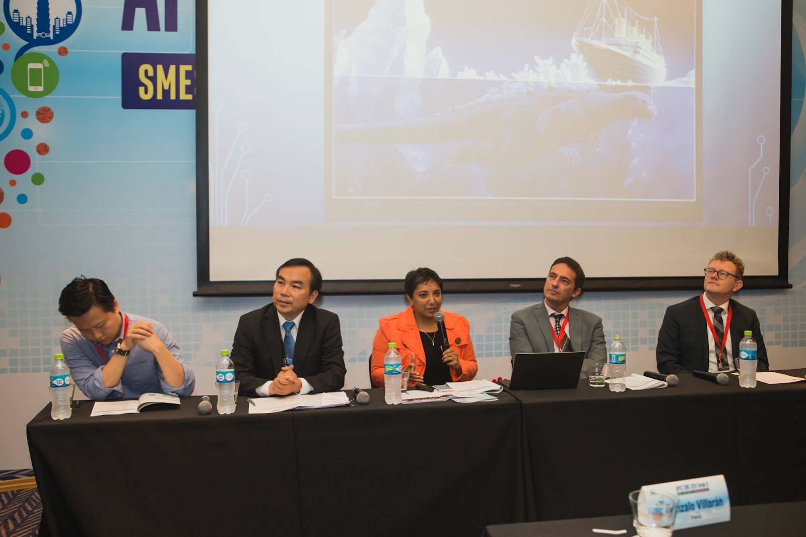 urvi on a panel at the APEC SME O2O Forum